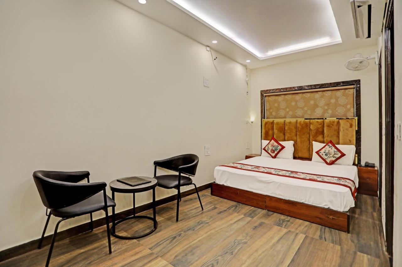 Staybook Hotel Atlanta New Delhi Train Station Luaran gambar
