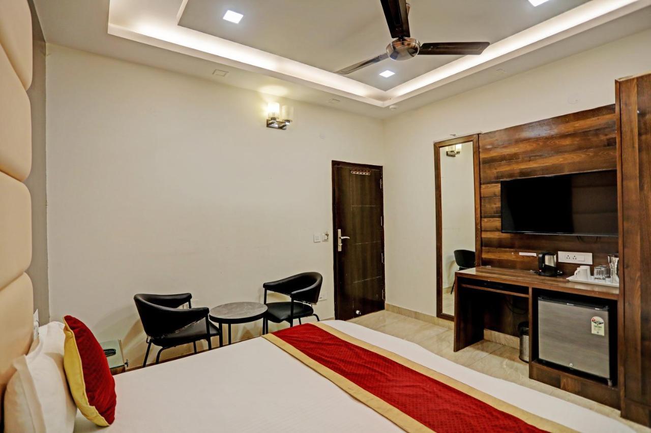 Staybook Hotel Atlanta New Delhi Train Station Luaran gambar